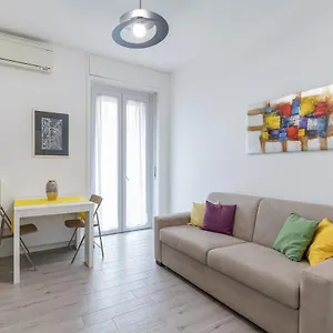 https://piazza-de-angeli-m1-comfortable-flat-with-balcony.italymilanhotels.net