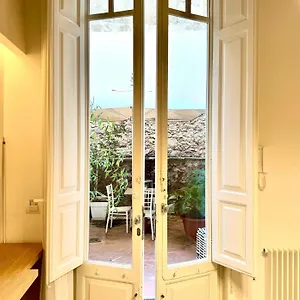 https://cortile-nobile.catania-hotels.net